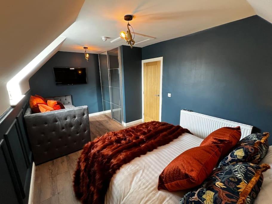 Roslin Templar Loft Apartment Bagian luar foto